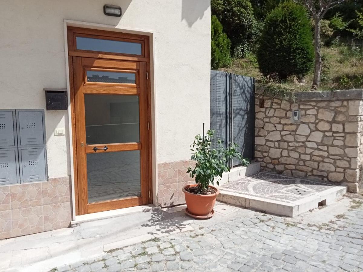 Al Piano Terra Apartment Poggio Picenze Екстериор снимка